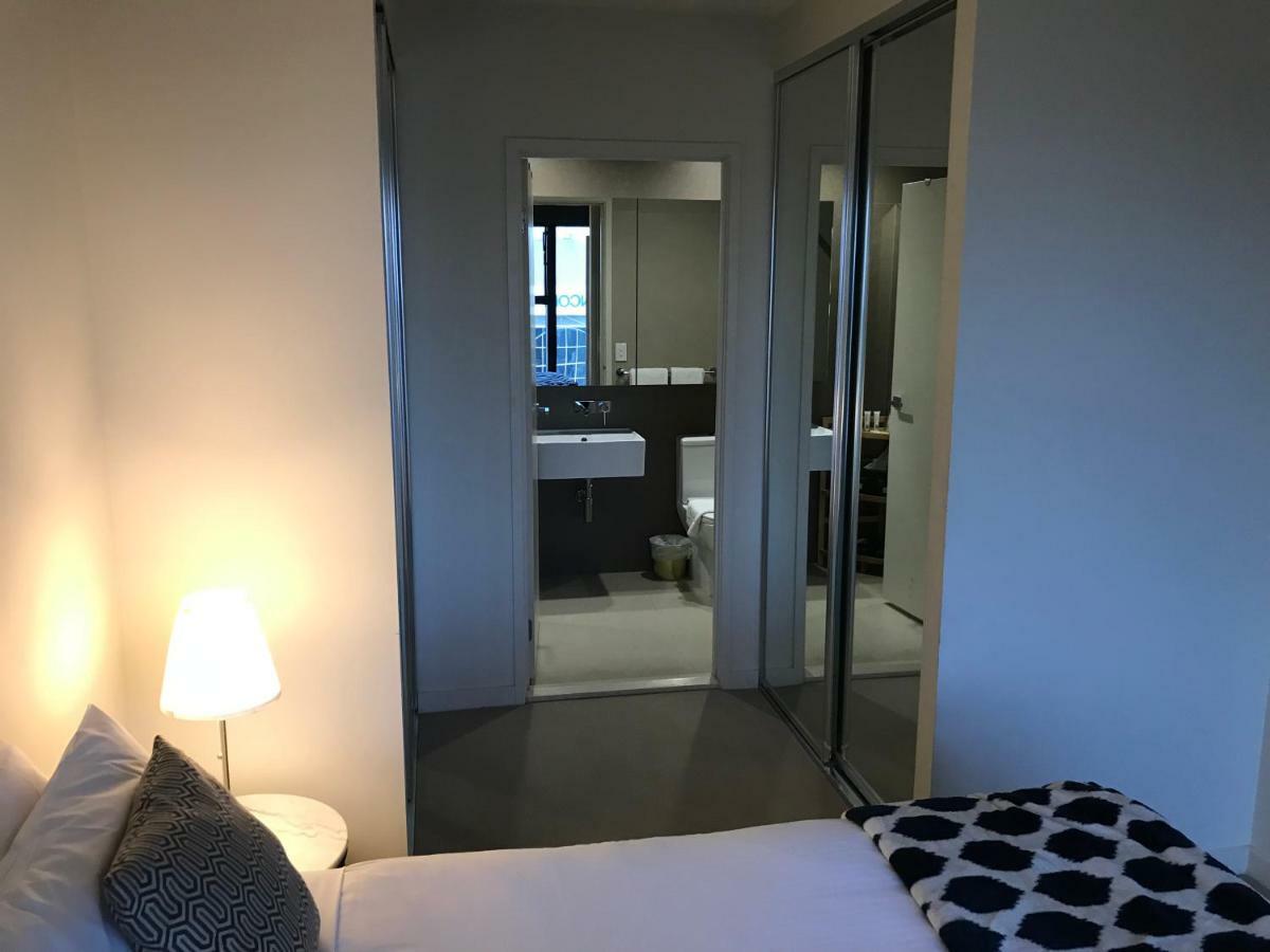 Winston Apartments Melbourne Eksteriør bilde